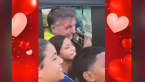 Indiciado pela PF, Bolsonaro usa redes sociais para mostrar apoio popular e criticar Moraes