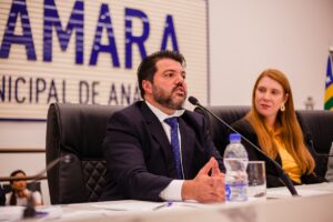 Márcio Corrêa presta contas do 1º quadrimestre na Câmara de Anápolis
