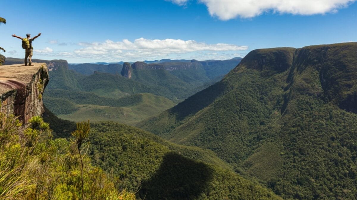 "O que é isso?" indagou Agência Espacial ao publicar imagem de satélite Serra de Caldas Novas: conheça o parque em Goiás notado pela Nasa